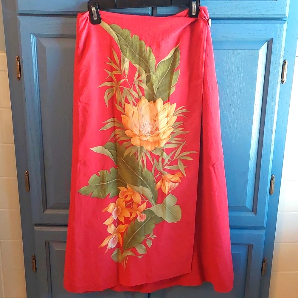 Tommy Bahama 100% Silk Wrap